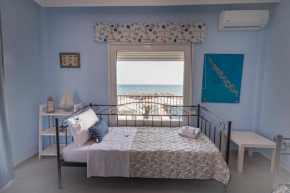 Sandra Seafront Apartment by RentalsPro Services - Nea Moudania